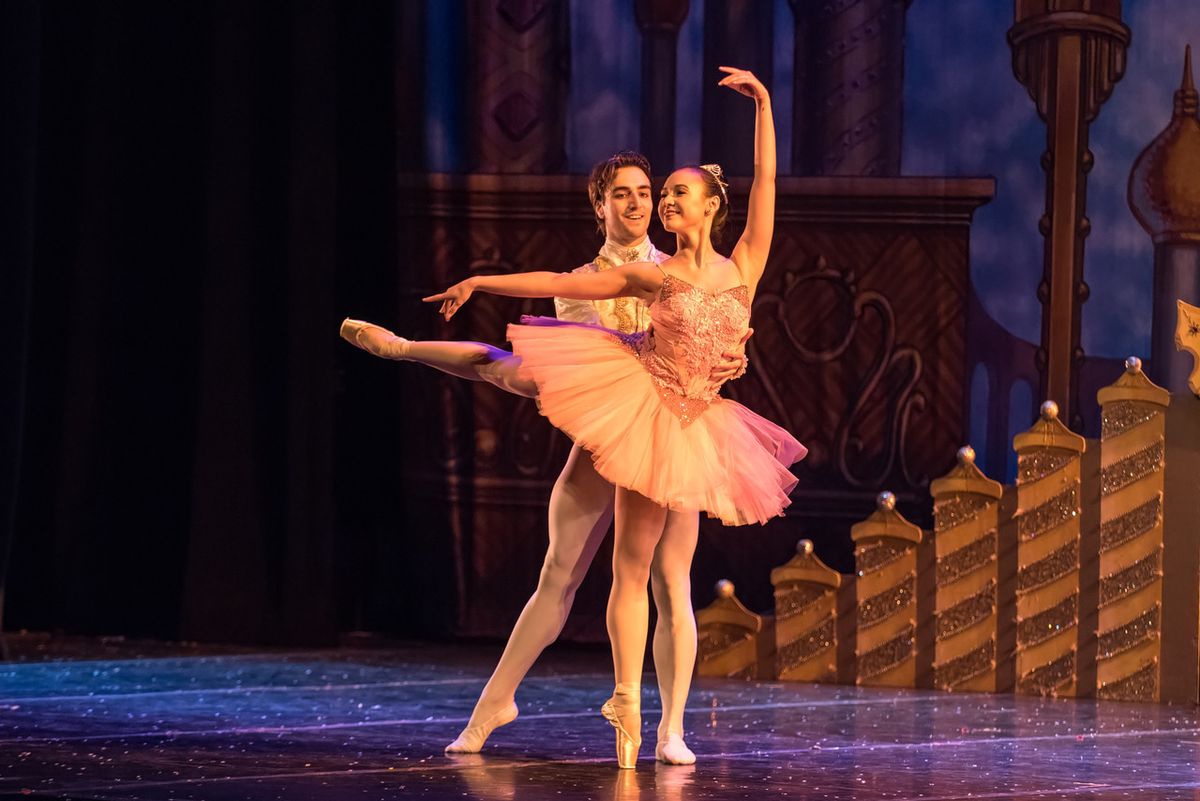 Guest artists Marcus Romeo and Bella Ureta, courtesy of The Cincinnati Ballet will dance the Grand Pas de Deux in Ballet Legere’s production of “The Nutcracker.”